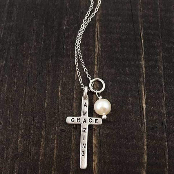 How to Buy the Perfect Cross Necklace
