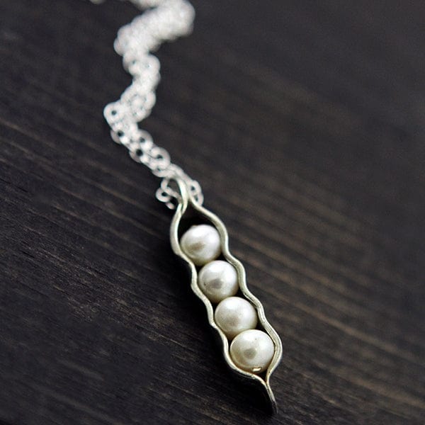 4 Peas In A Pod Pearl Necklace